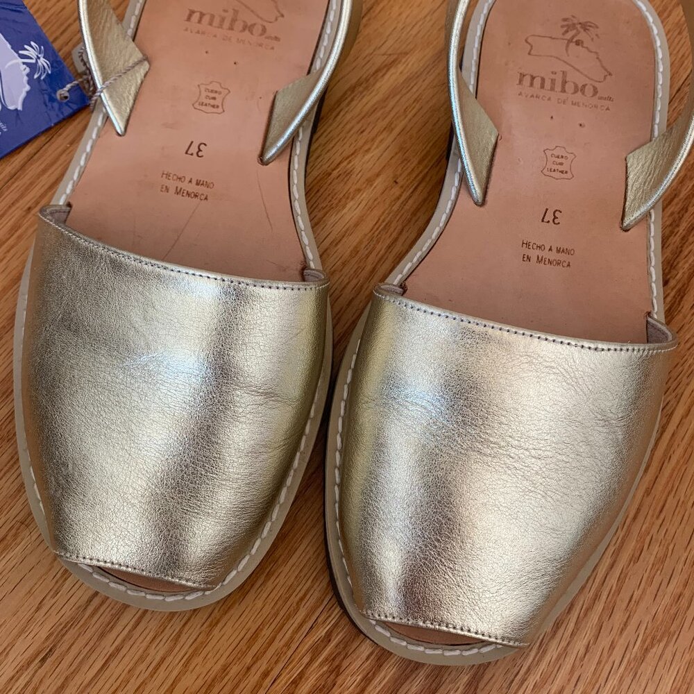 Mibo Avarcas Women's Metallic Gold Leather Slingback Sandals - Picture 3 of 9